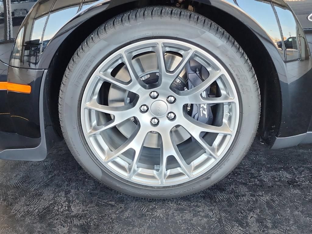 Used 2023 Dodge Challenger SRT Hellcat Redeye RWD image 5