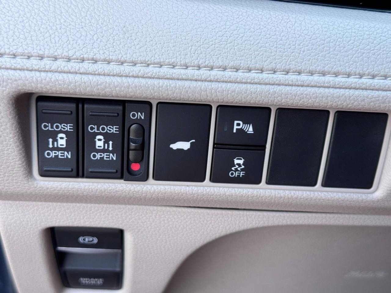 Certified 2025 Honda Odyssey Elite image 20
