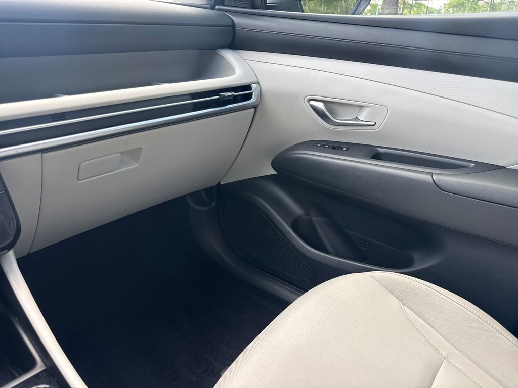 Used 2025 Hyundai Tucson SEL FWD image 17