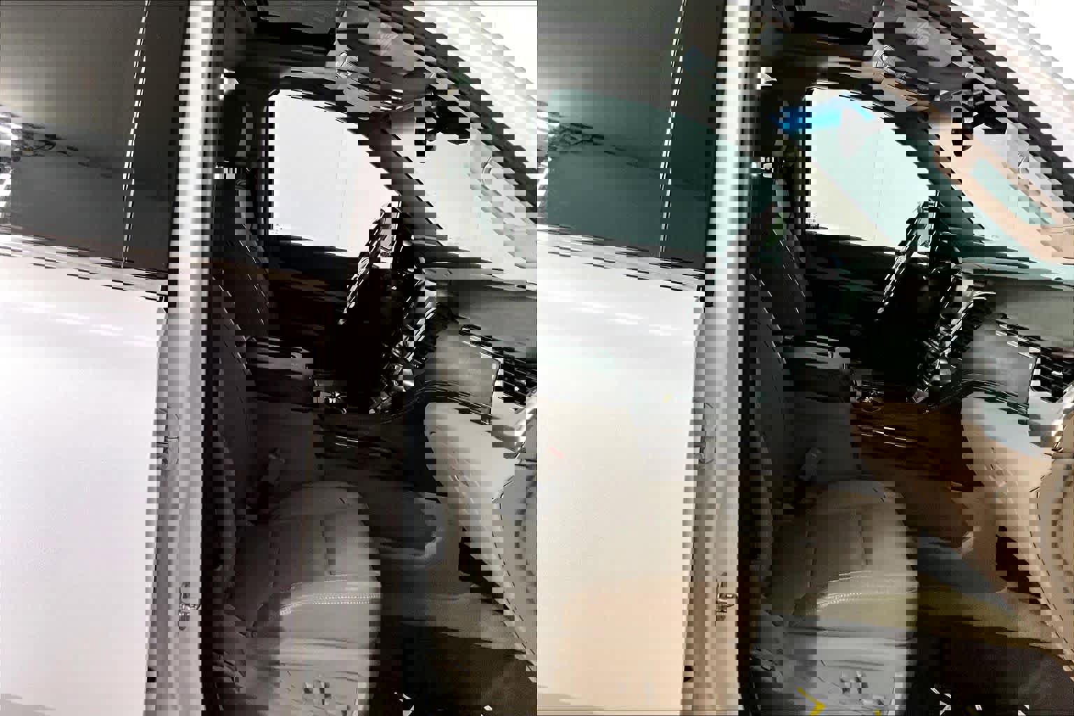 Used 2018 Chevrolet Tahoe LT w/ LT Signature Package AWD/4WD image 8