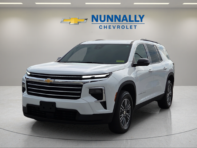 Certified 2024 Chevrolet Traverse LT AWD/4WD image 1