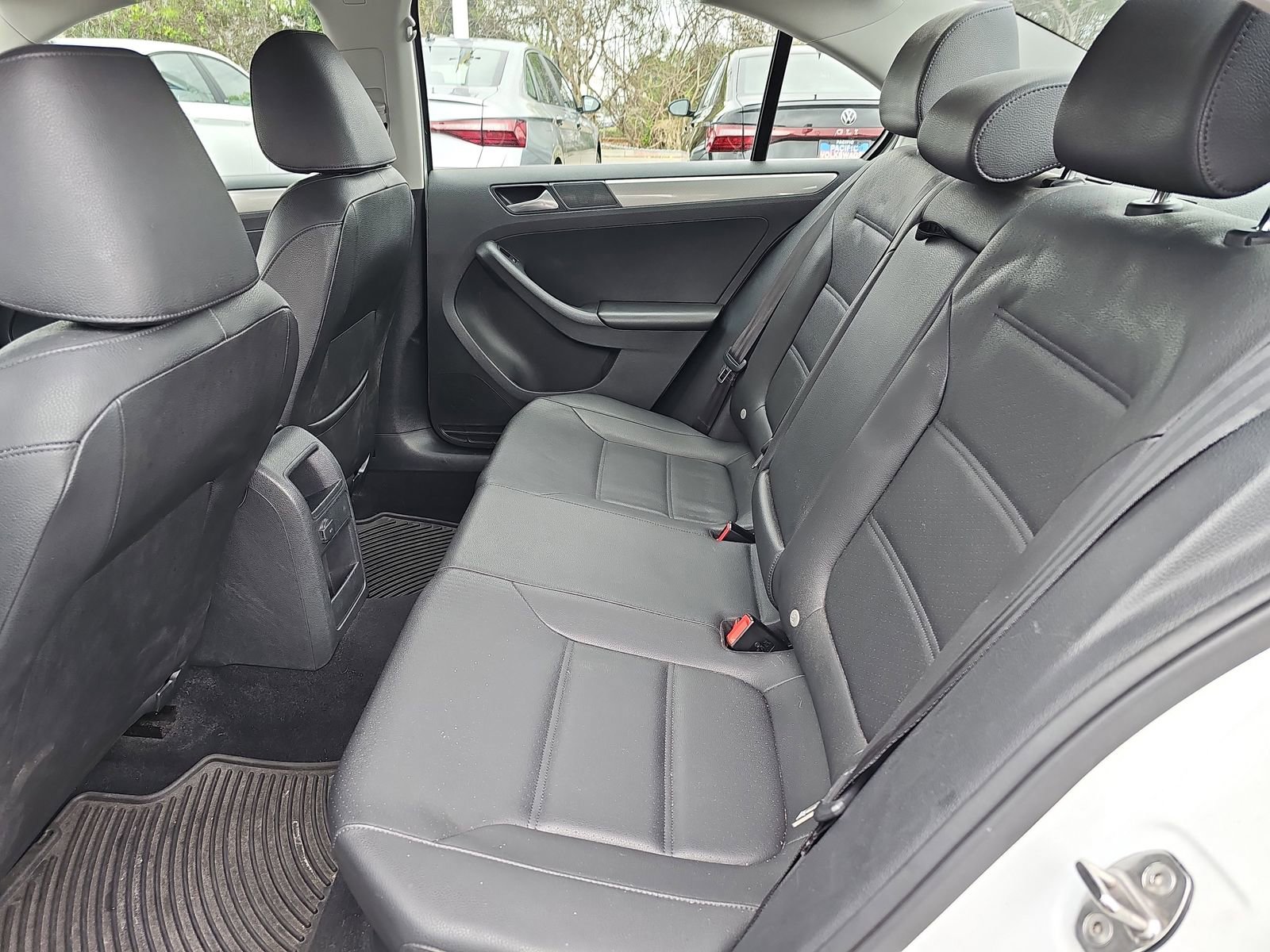 Used 2017 Volkswagen Jetta SE FWD image 15
