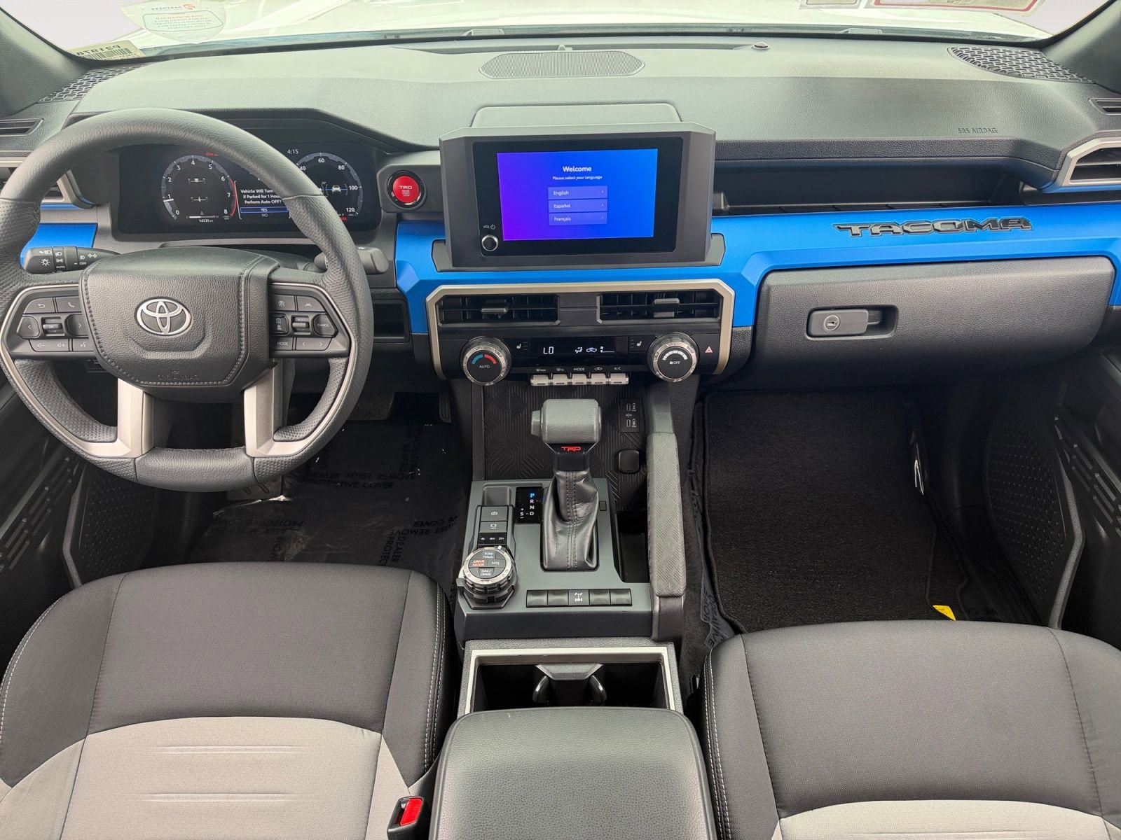 Certified 2025 Toyota Tacoma TRD Off-Road AWD/4WD image 10