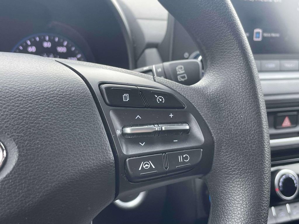 Used 2023 Hyundai Kona SEL image 22