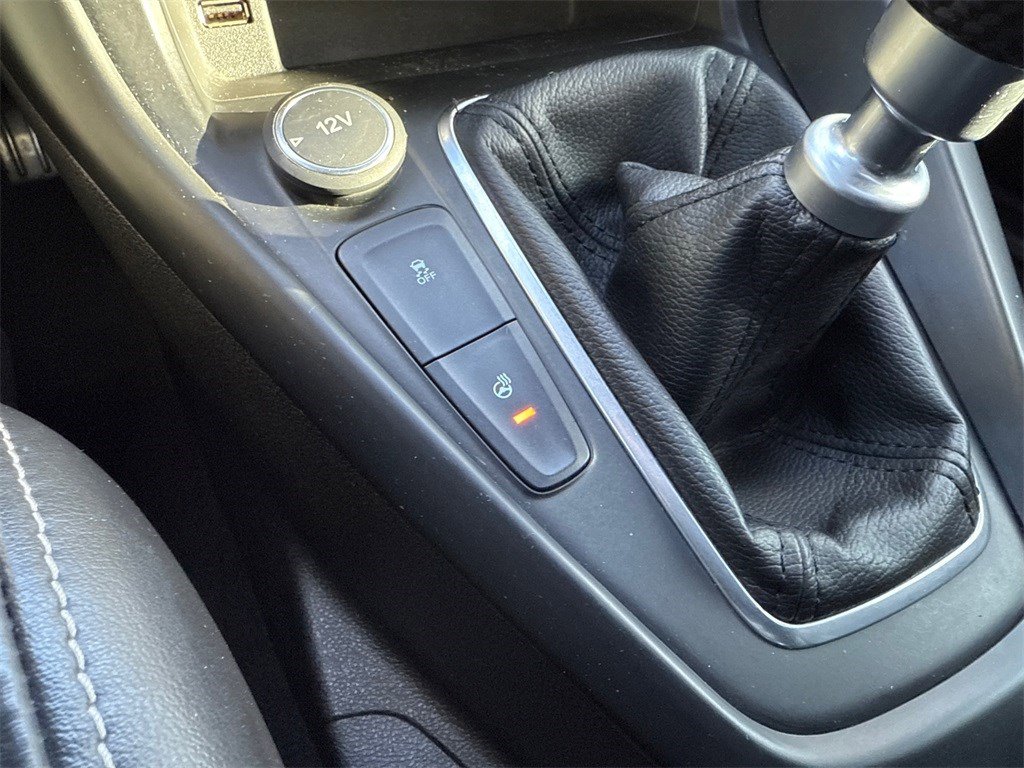 Used 2018 Ford Focus ST w/ Equipment Group 402A image 30