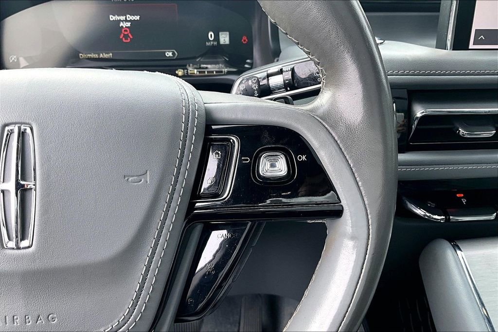 Used 2020 Lincoln Aviator Reserve w/ Equipment Group 202A image 19