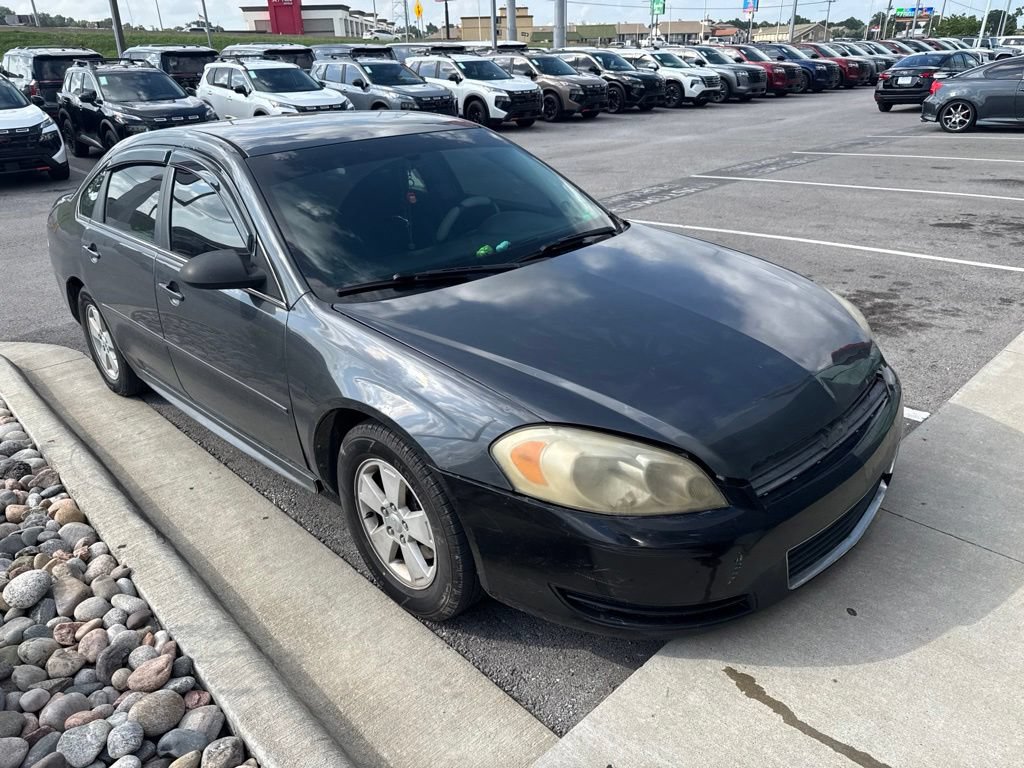Used 2011 Chevrolet Impala LS FWD image 3