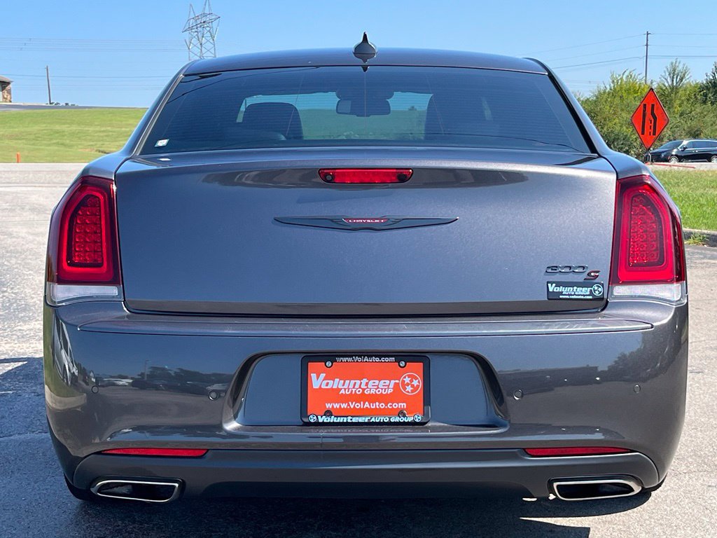 Used 2021 Chrysler 300 S RWD image 8