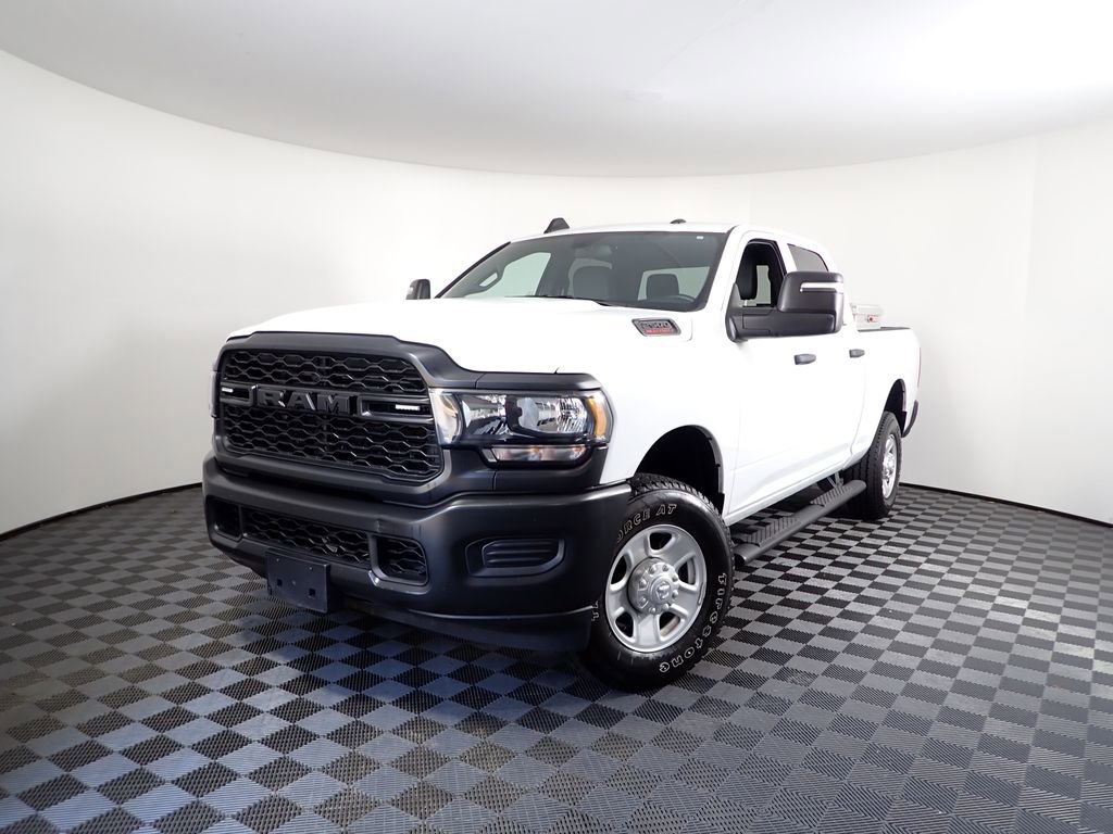 Used 2023 RAM 2500 Tradesman image 2