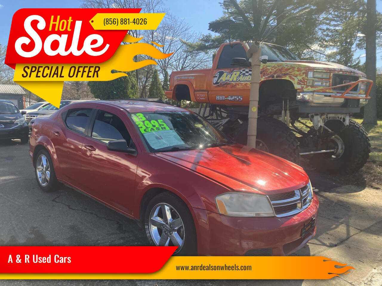 Used 2013 Dodge Avenger SE image 1
