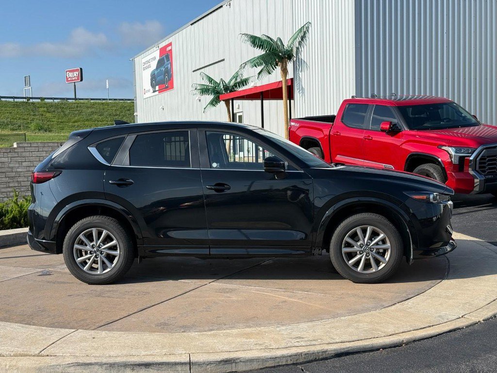 Used 2025 MAZDA CX-5 AWD 2.5 S w/ Preferred Package image 2