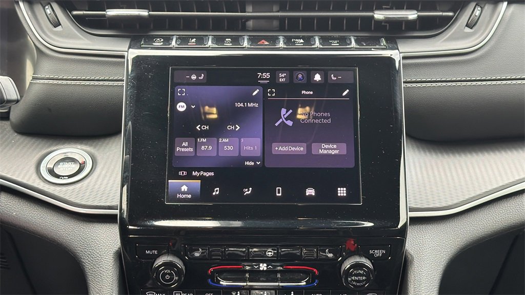 Used 2025 Jeep Grand Cherokee Laredo X w/ Luxury Tech Group I image 27