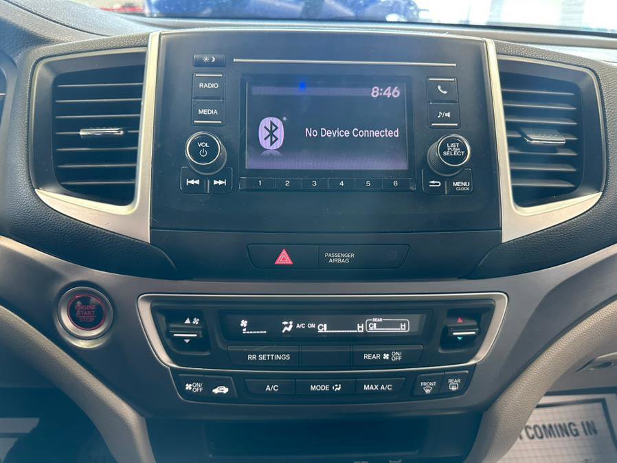 Used 2019 Honda Pilot LX image 43
