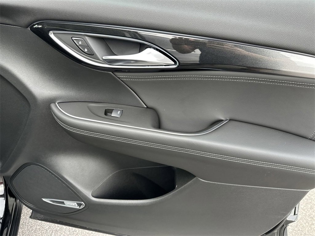 New 2025 Buick Envision Preferred image 41