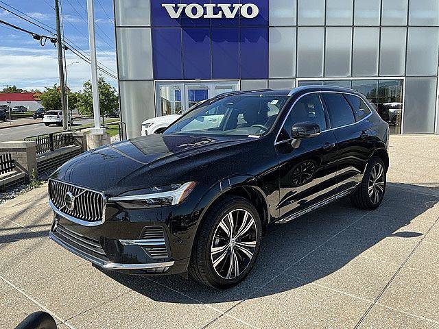 Certified 2023 Volvo XC60 B5 Plus w/ Climate Package AWD/4WD image 3