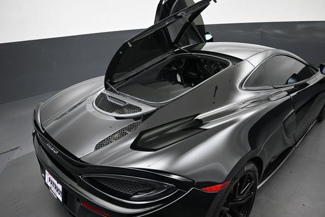 Used 2019 McLaren 570S RWD image 19