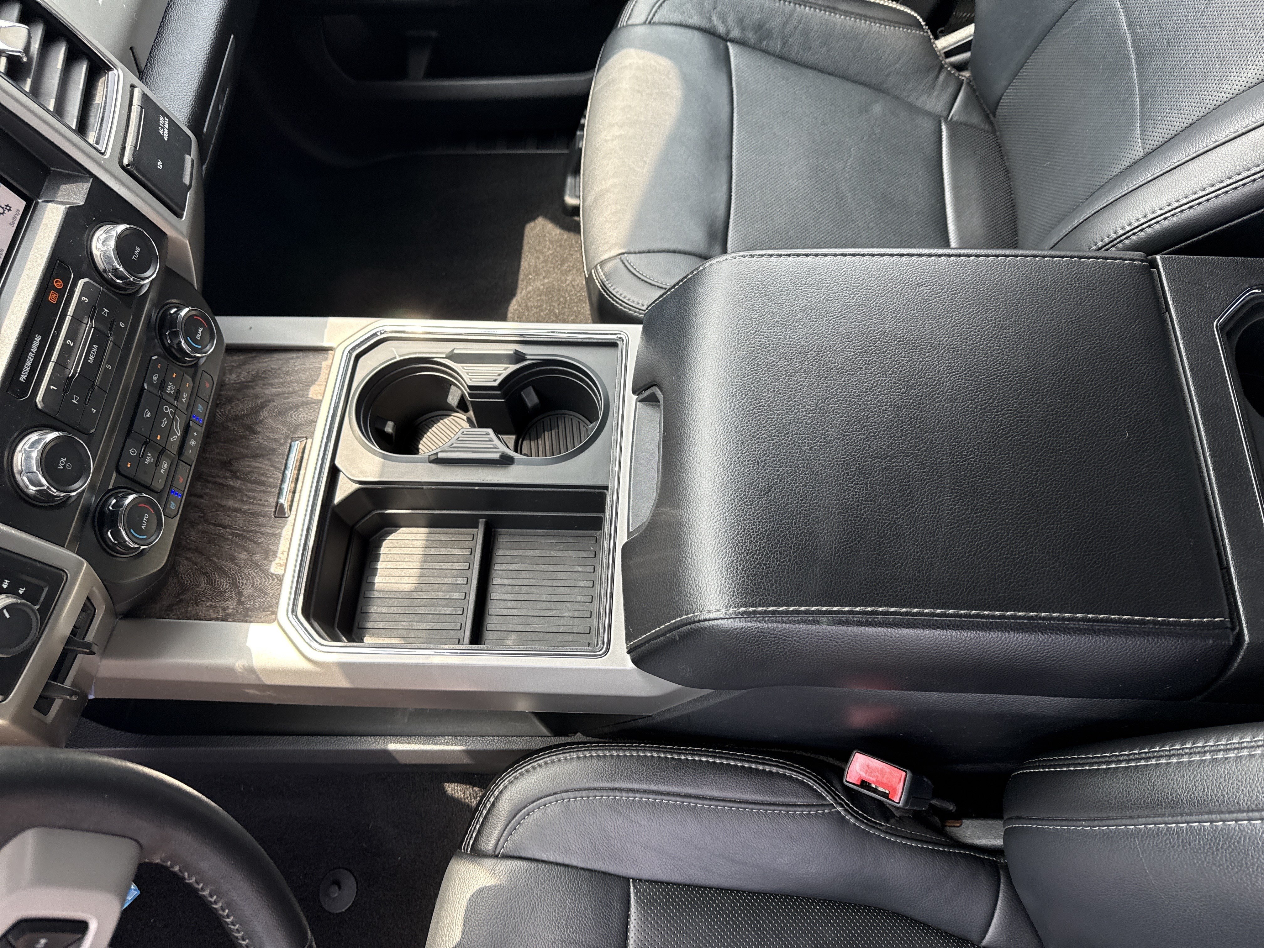 Used 2019 Ford F250 Lariat AWD/4WD image 27