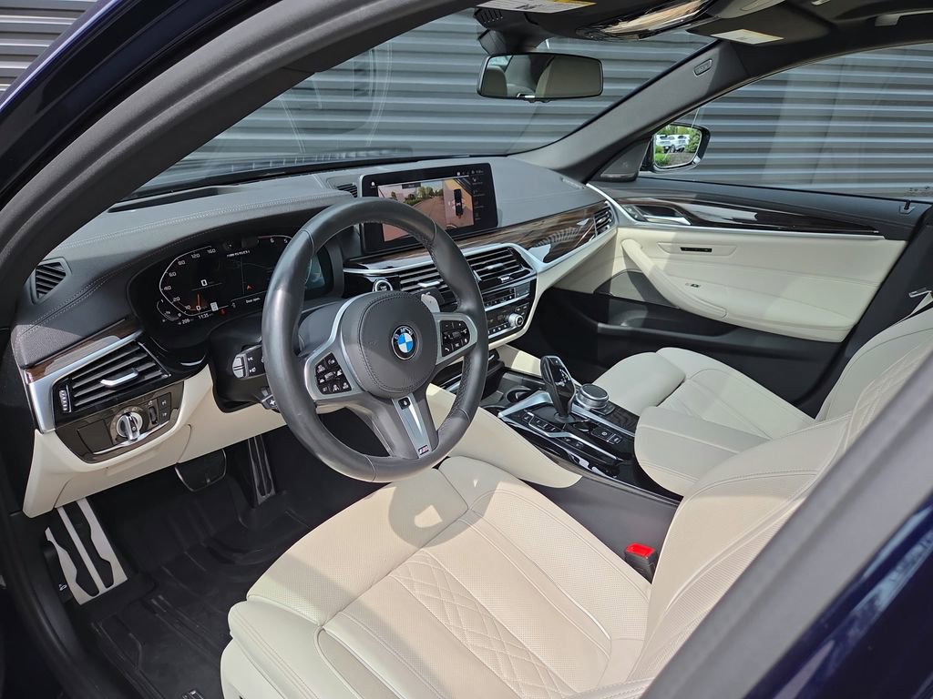 Used 2021 BMW M550i xDrive AWD/4WD image 4