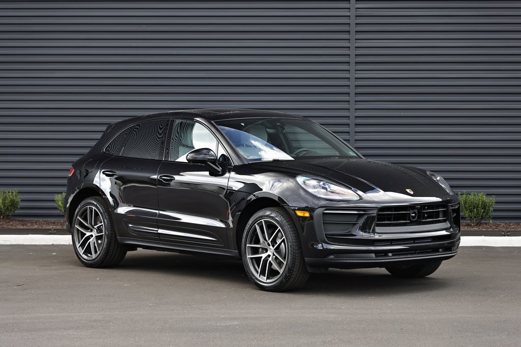 New 2026 Porsche Macan image 9