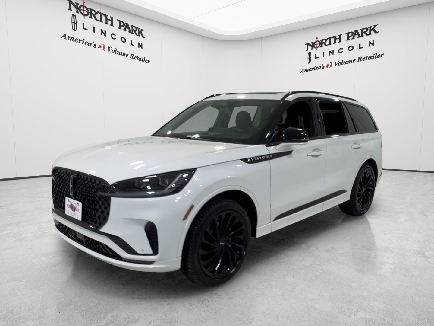 New 2026 Lincoln Aviator Reserve AWD/4WD image 1