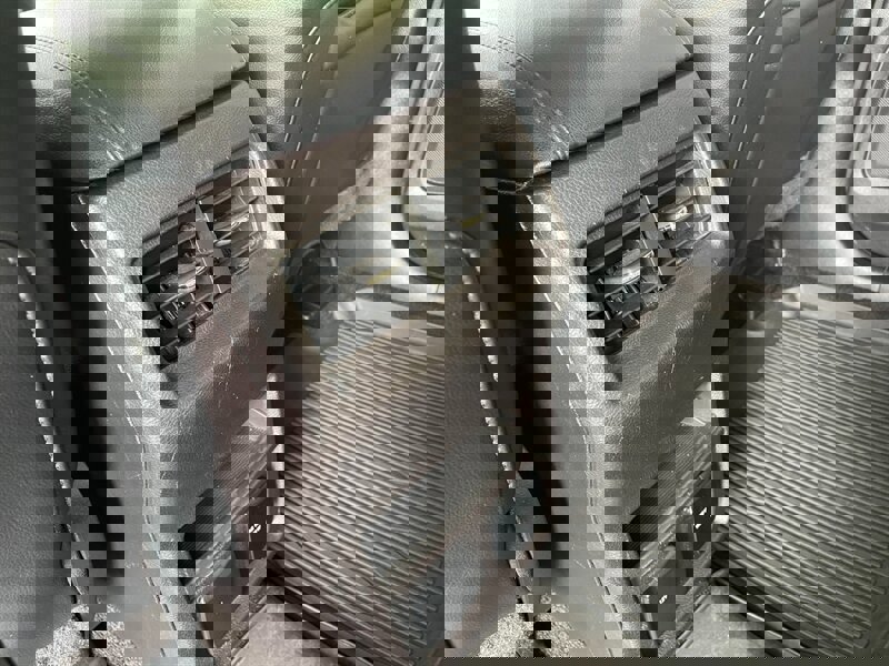 Used 2018 Ford Edge SEL w/ Equipment Group 201A image 26