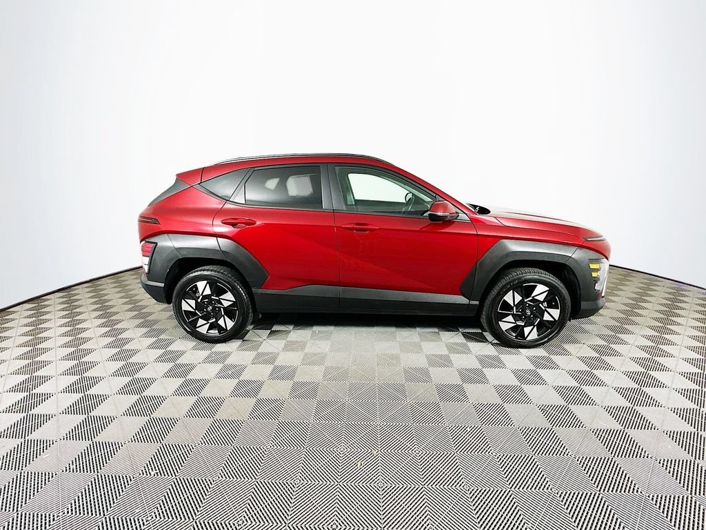 Used 2024 Hyundai Kona SEL AWD/4WD image 11