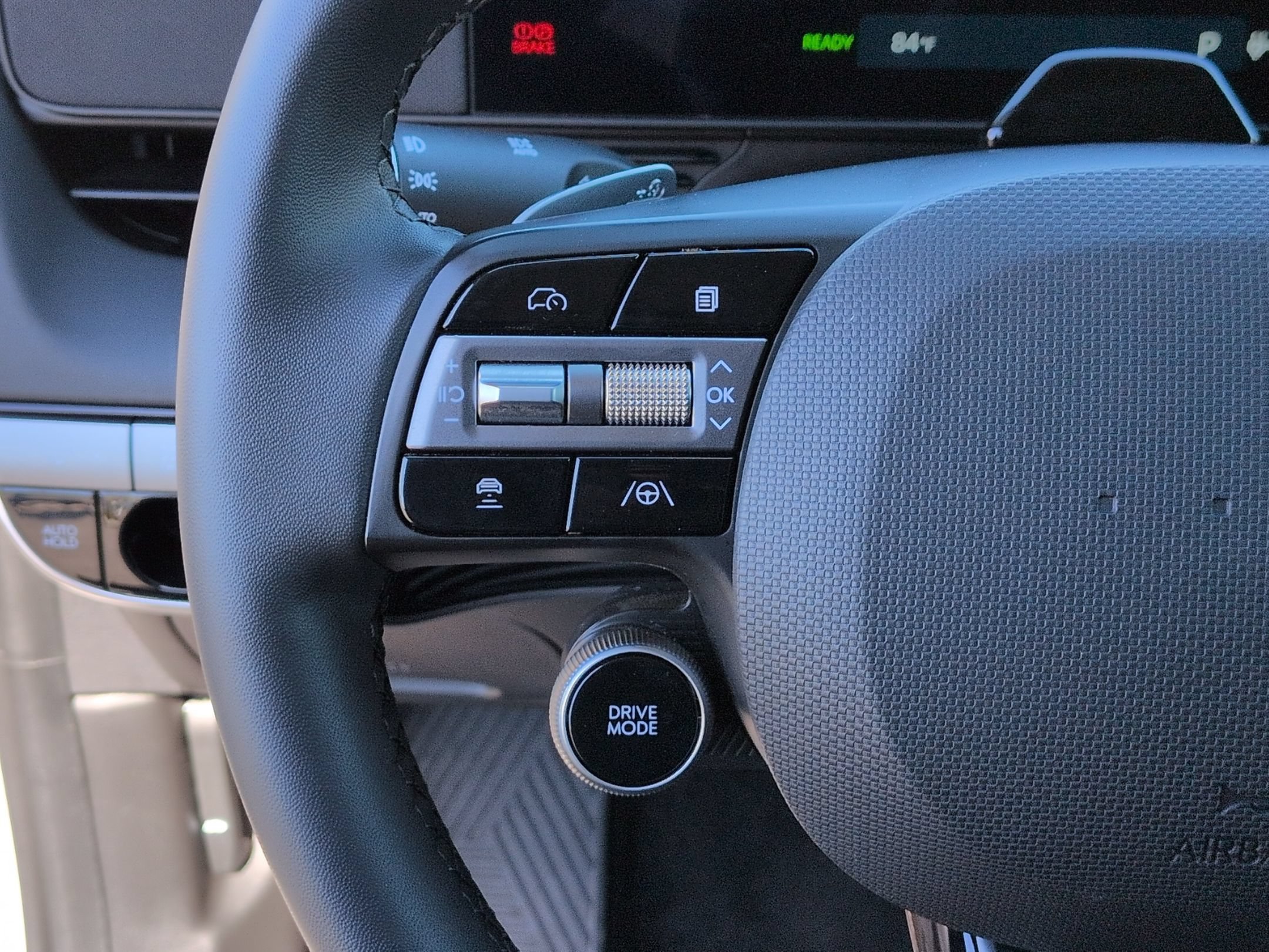 Used 2025 Hyundai Ioniq 5 SE RWD image 18