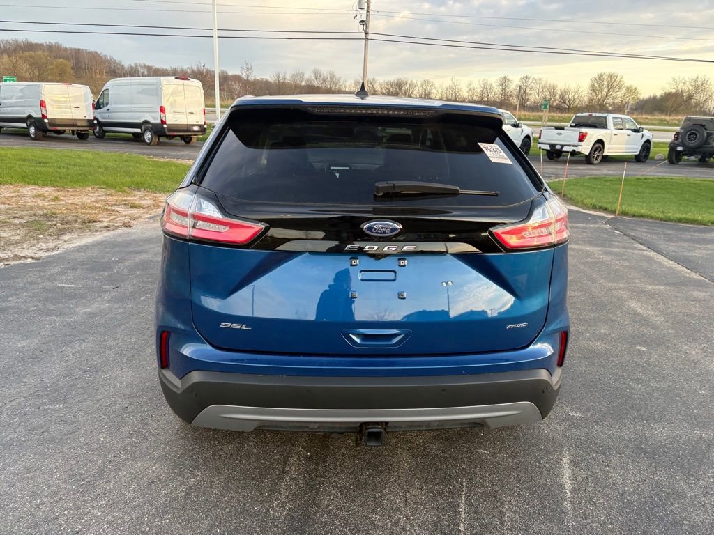 Used 2024 Ford Edge SEL w/ Convenience Package image 9