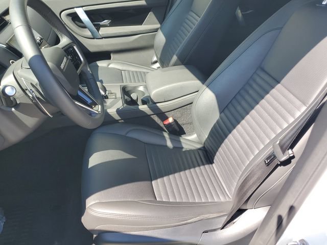 Certified 2025 Land Rover Discovery Sport S AWD/4WD image 18