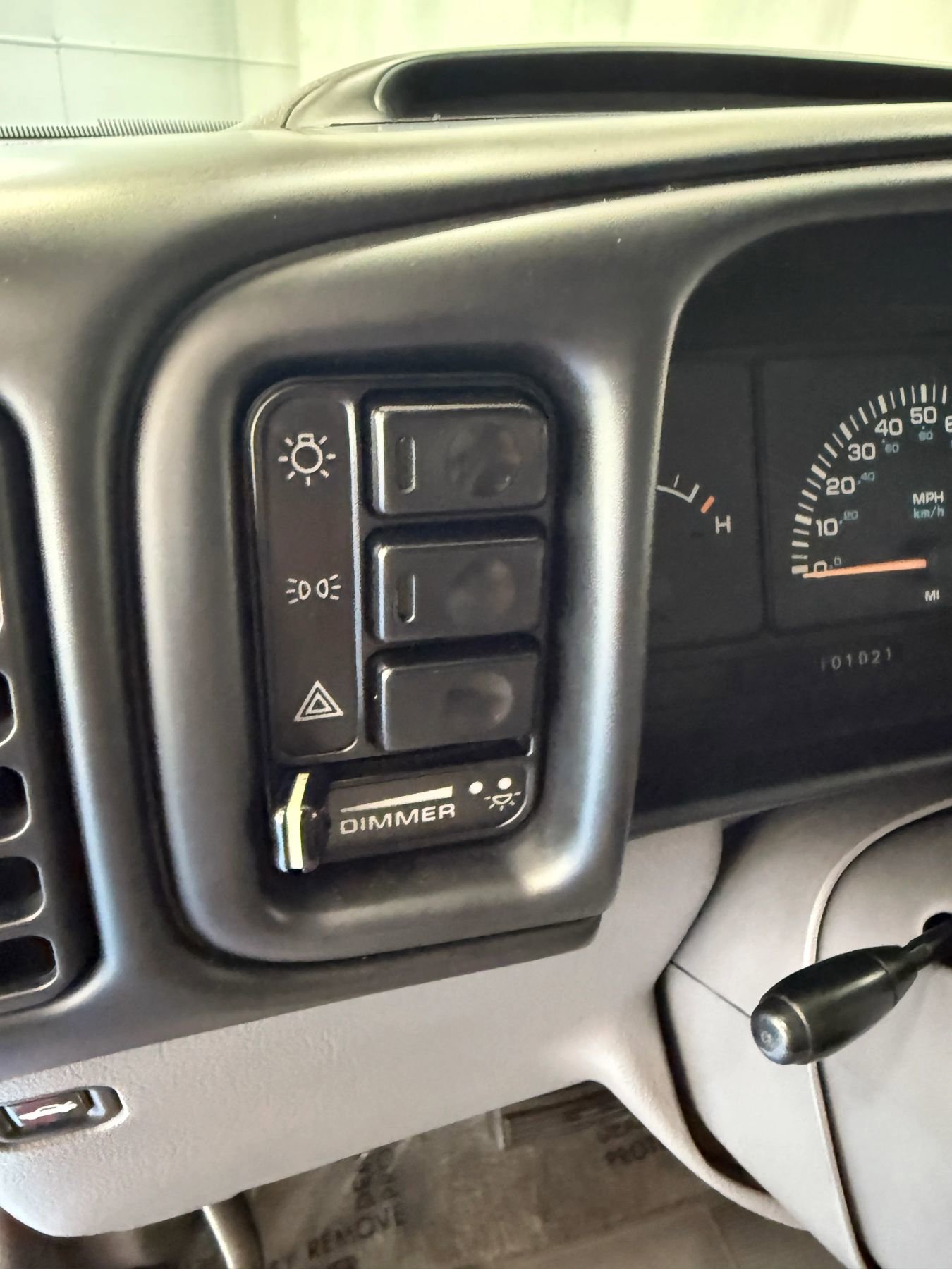 Used 1995 Dodge Caravan Minivan image 32