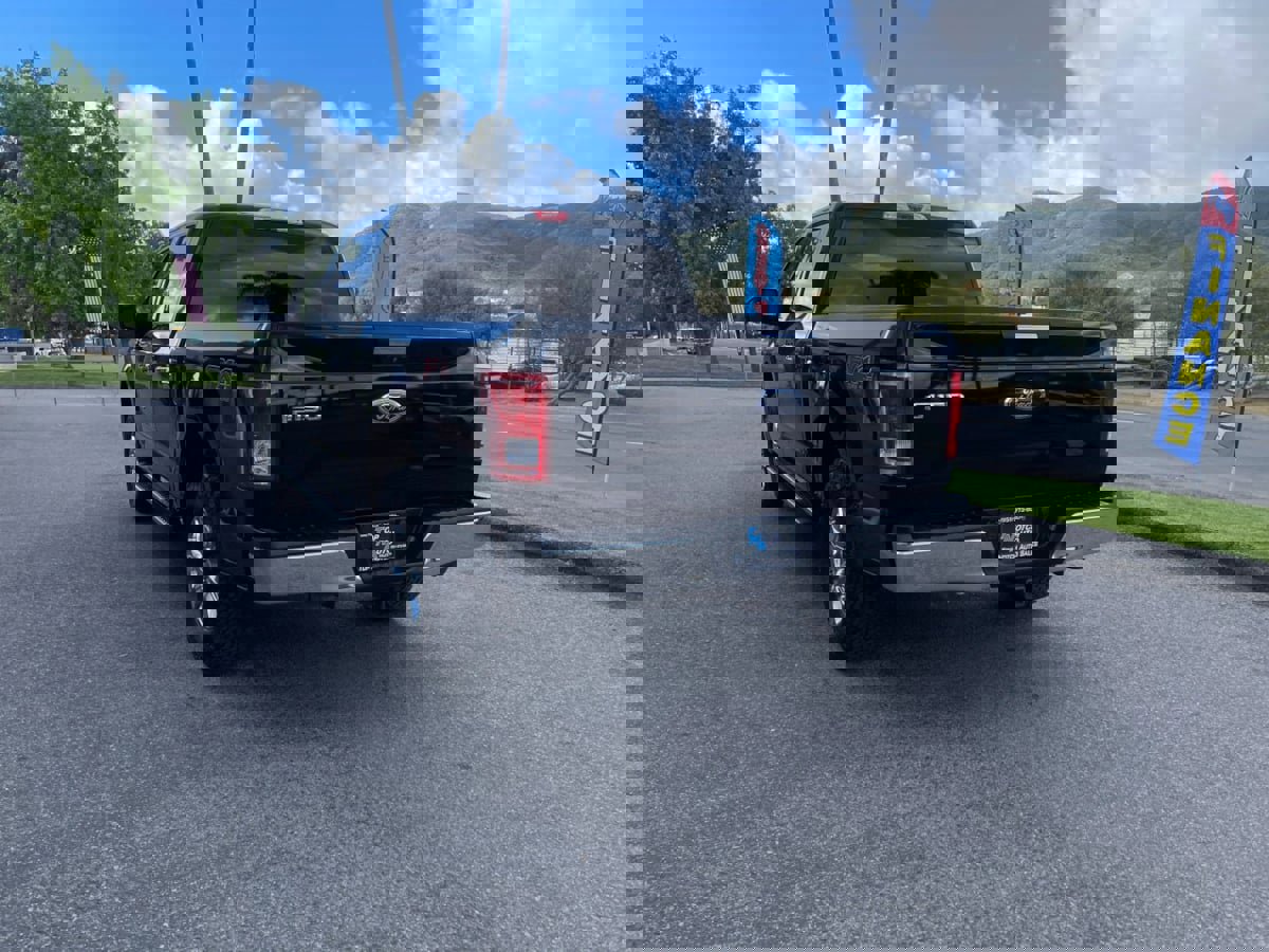 Used 2017 Ford F150 XLT w/ Equipment Group 301A Mid AWD/4WD image 7