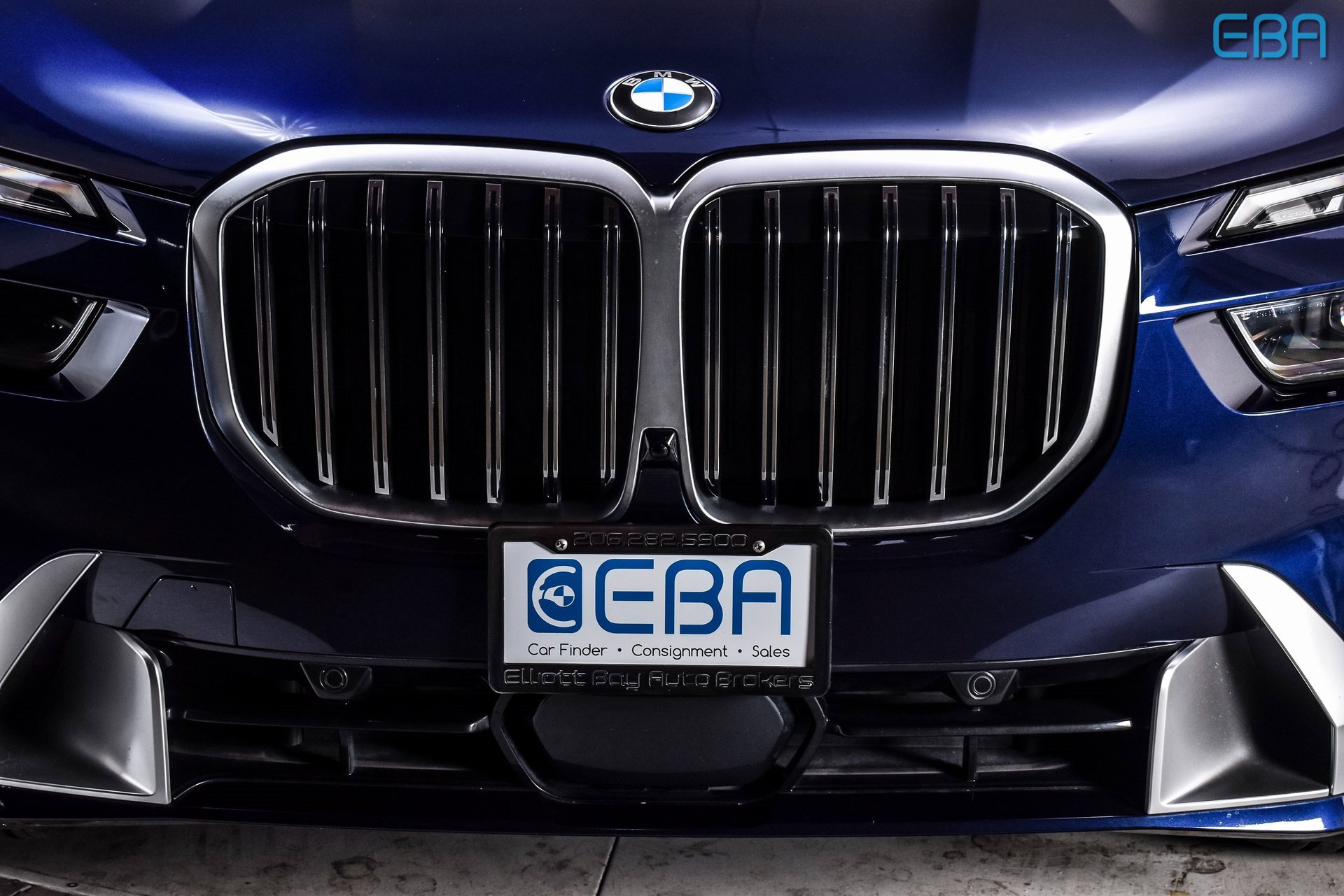 Used 2023 BMW X7 xDrive40i w/ Premium Package image 9