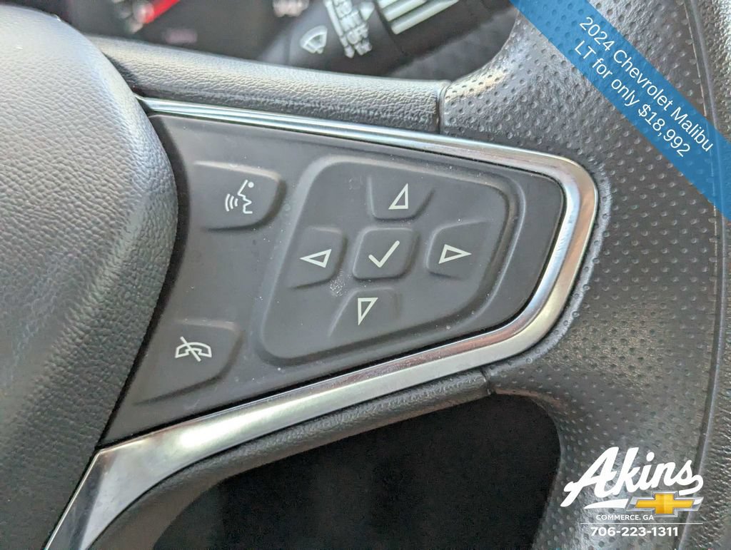 Used 2024 Chevrolet Malibu LT FWD image 25