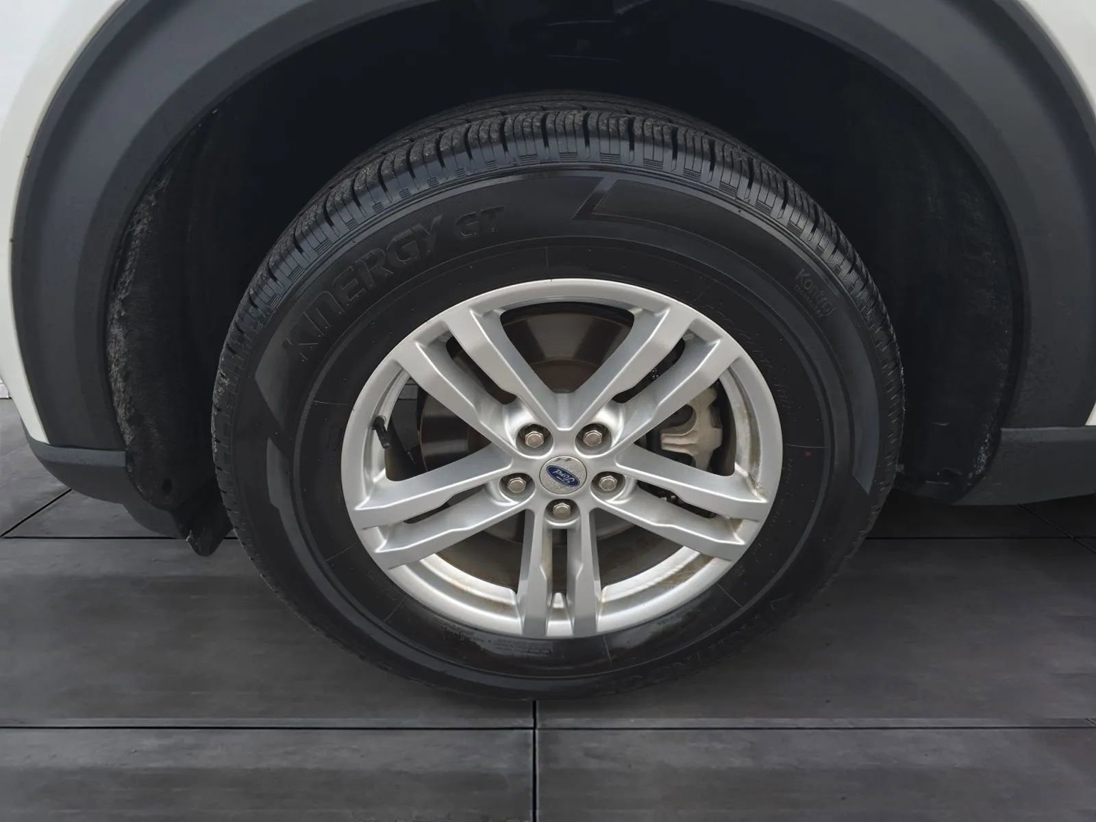 Used 2022 Ford Explorer XLT image 31