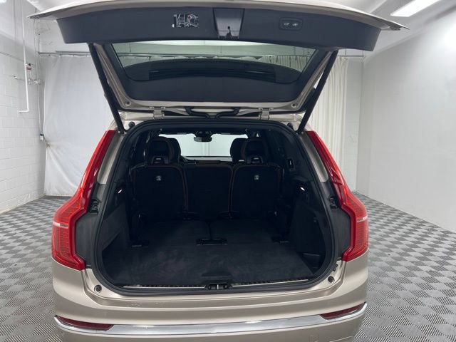 Used 2024 Volvo XC90 B6 Ultimate AWD/4WD image 8