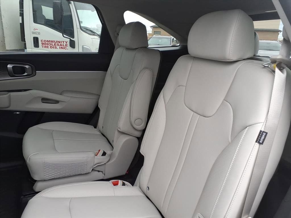 New 2026 Kia Sorento EX w/ EX Premium Package image 25