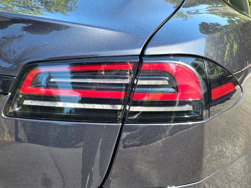Used 2023 Tesla Model S AWD/4WD image 28