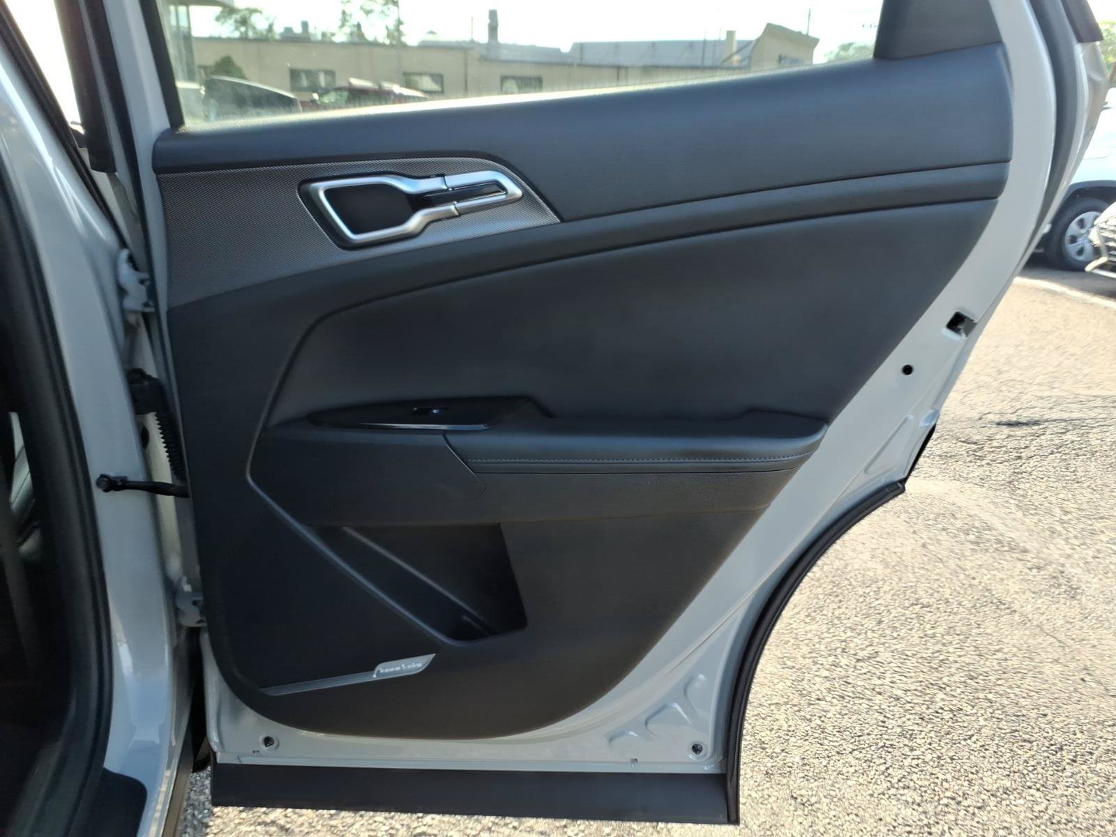 Used 2023 Kia Sportage SX FWD image 28