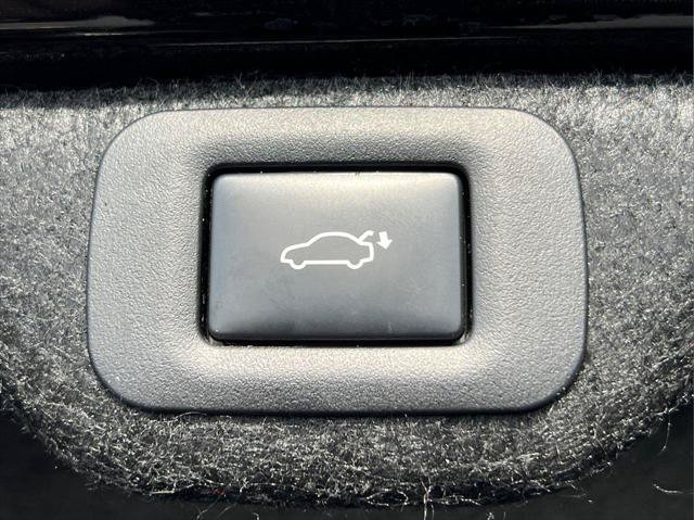 Certified 2024 Lexus ES 350 F Sport w/ Accessory Package (Z2) FWD image 9