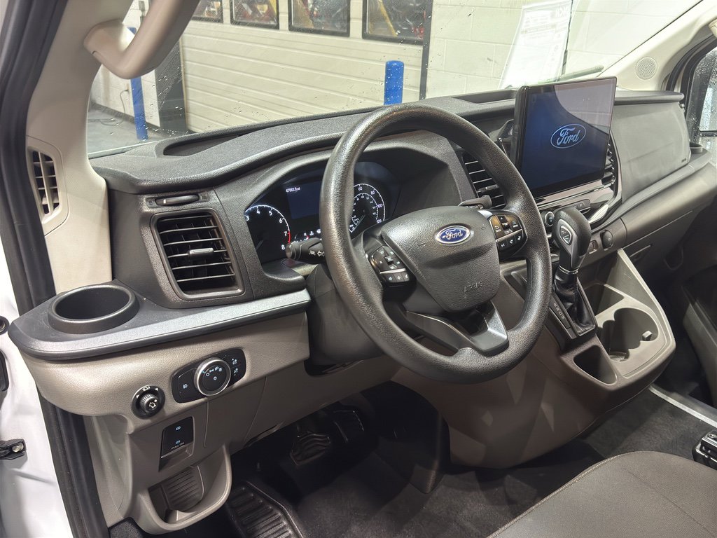 Used 2023 Ford Transit 350 XLT image 12