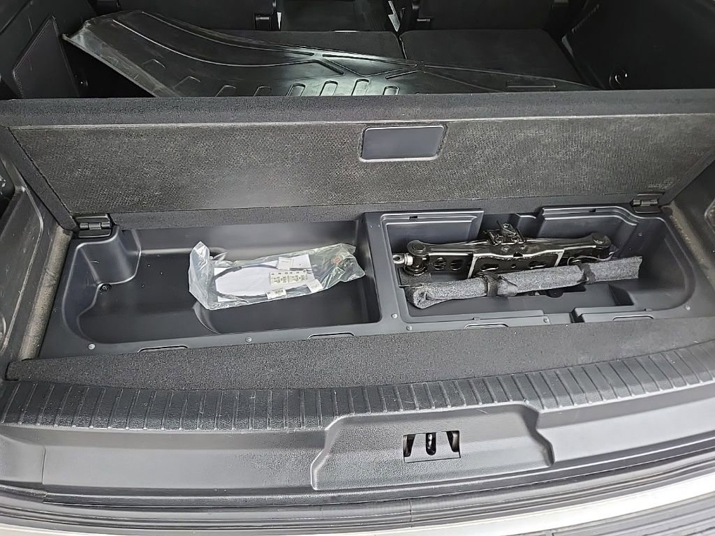 Used 2019 Ford Expedition Limited w/ Equipment Group 302A image 50