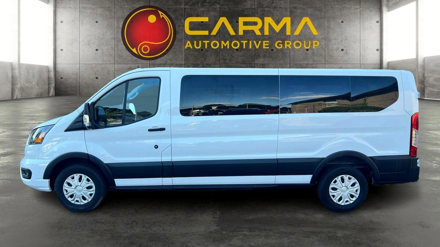 Used 2022 Ford Transit 350 XLT image 2