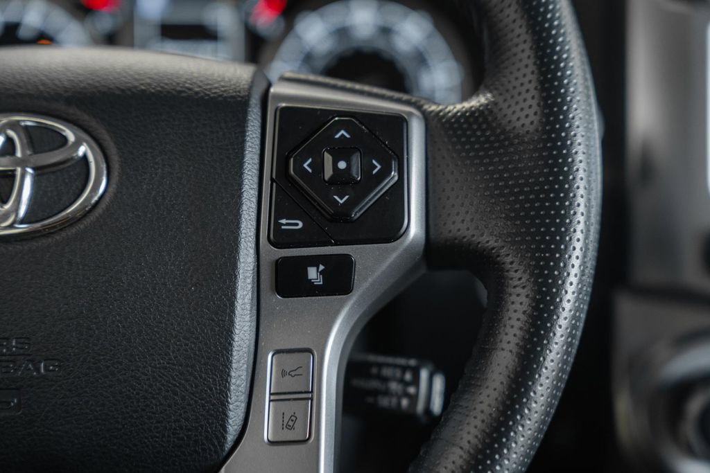 Used 2023 Toyota 4Runner Limited AWD/4WD image 29