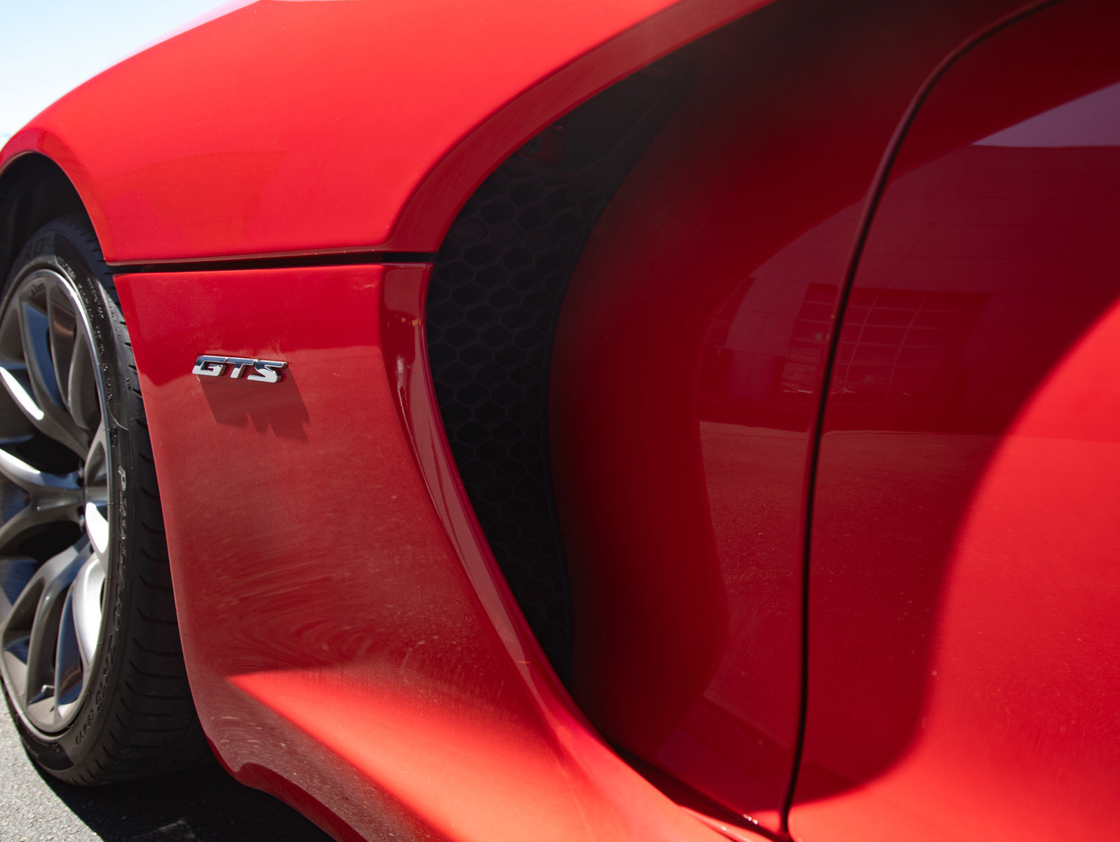 Used 2014 SRT GTS w/ GTS Laguna Interior Package RWD image 50