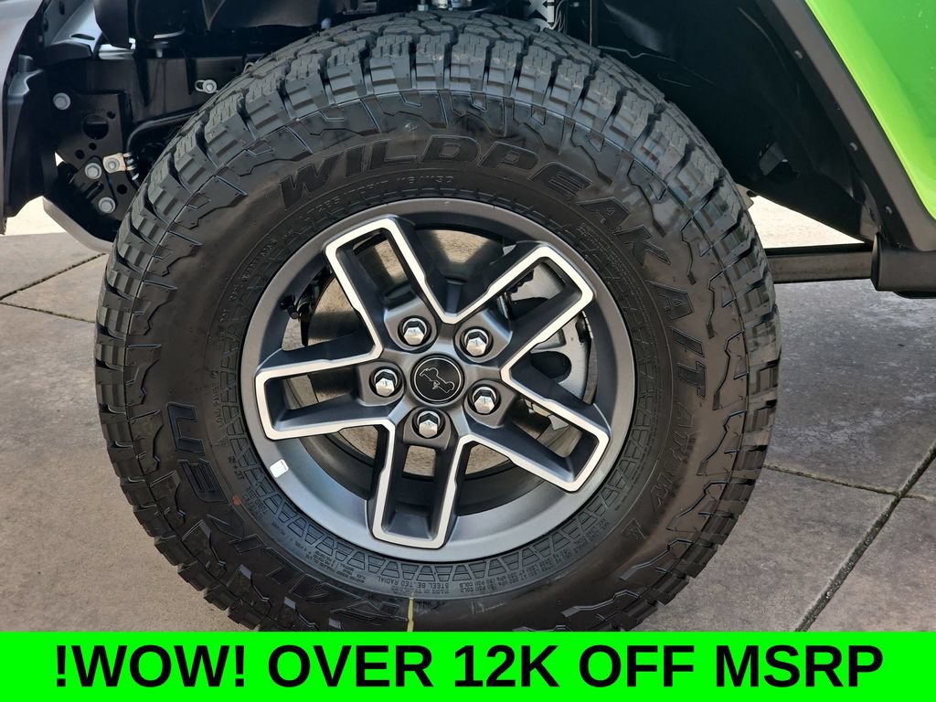 New 2025 Jeep Gladiator Mojave w/ Convenience Group AWD/4WD image 35