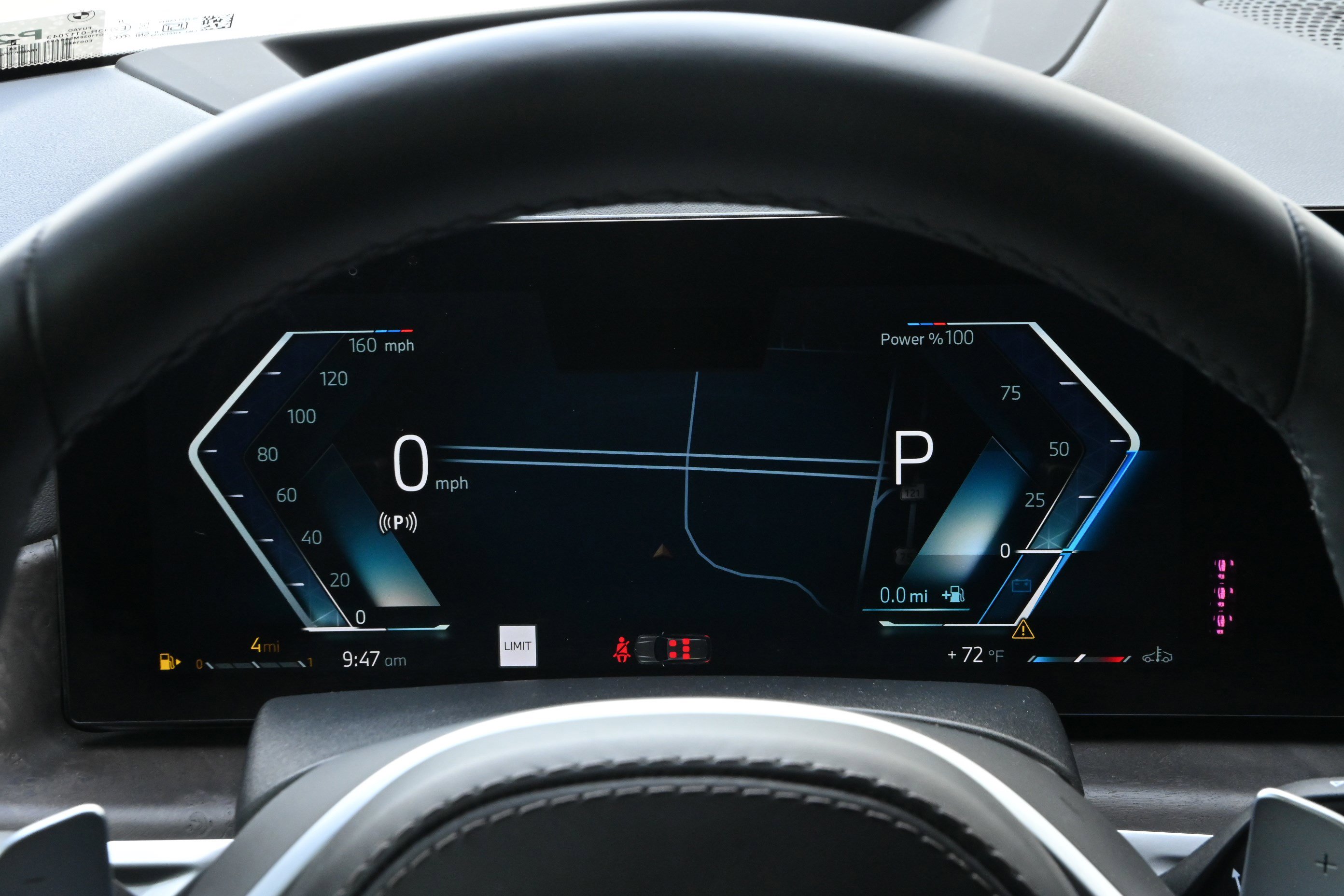 Used 2025 BMW X7 xDrive40i w/ Executive Package image 19