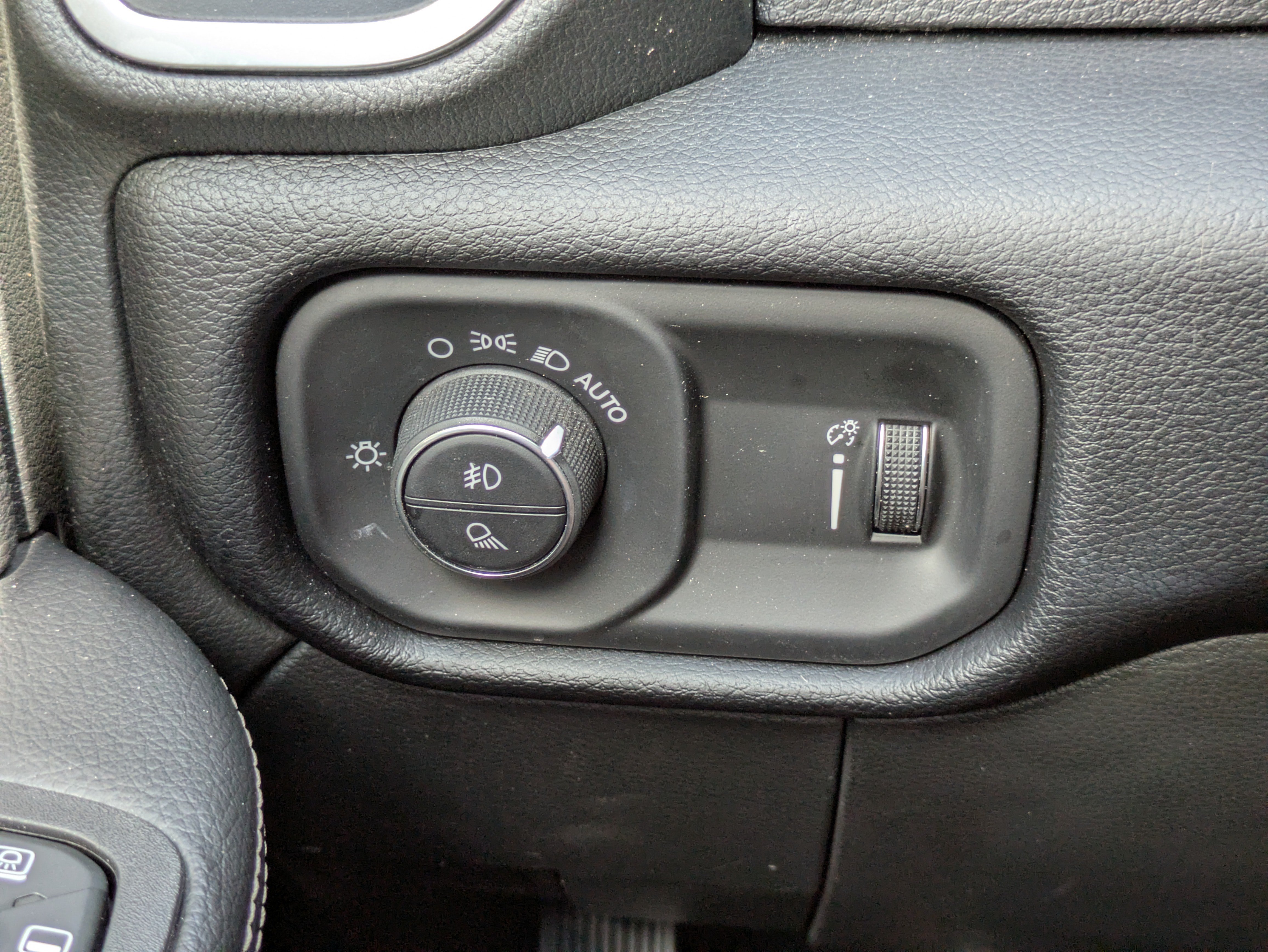 Used 2026 RAM 2500 Big Horn AWD/4WD image 35