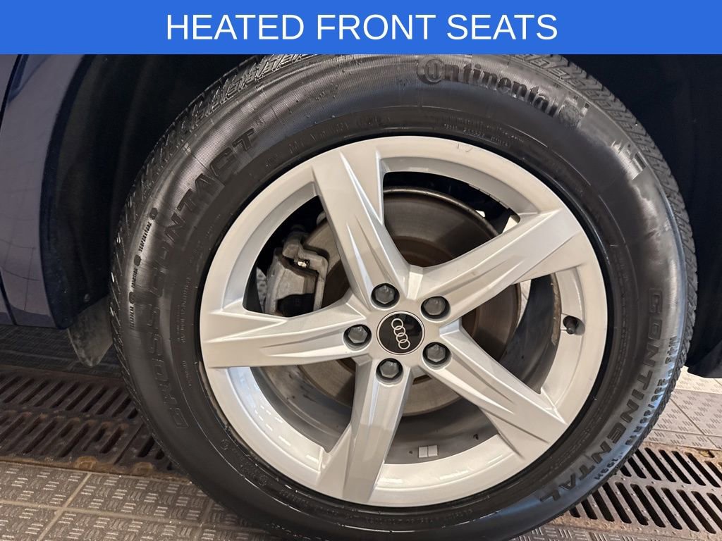 Used 2023 Audi Q5 2.0T Premium w/ Convenience Package image 16