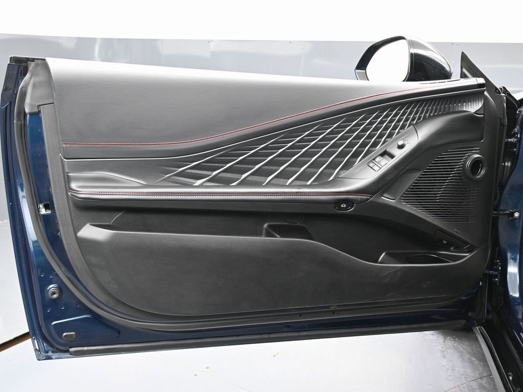 Used 2025 Dodge Charger R/T w/ Sun & Sound Package image 37