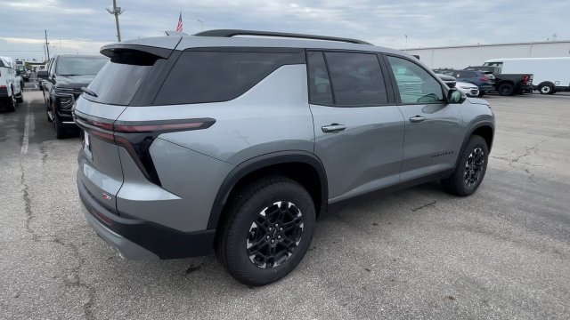 New 2027 Chevrolet Traverse Z71 w/ Driver Confidence Package AWD/4WD image 2